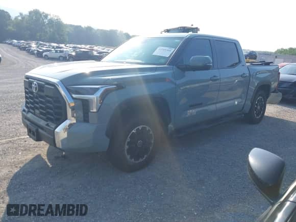 2022 Toyota Tundra SR5 with VIN 5TFLA5DB0NX048969, listed as a IAAI auction lot 42589368 with 47,984 mi miles and . Bid and sale history available at DreamBid. Image 22.