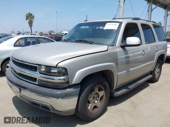 2004 Chevrolet Tahoe LS с VIN 1GNEC13T74R273289, выставлен на аукционе IAAI как лот 42474502 с пробегом 183 670 миль миль и . История ставок и продаж доступна на DreamBid. Изображение 2.