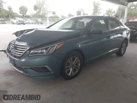 2017 Hyundai Sonata 2.4L с VIN 5NPE24AF1HH509152, выставлен на аукционе IAAI как лот 43417909 с пробегом 80 937 миль миль и . История ставок и продаж доступна на DreamBid. Изображение 2.