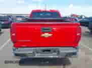 2019 Chevrolet Colorado 2WD Work Truck z VIN 1GCHSBEA8K1314941, wystawiony jako IAAI lot #43309682 z przebiegiem 64 568 mil mil oraz . Historia ofert i sprzedaży dostępna na DreamBid. Obrazek 17.