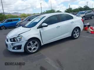 2016 Chevrolet Sonic LTZ с VIN 1G1JE5SB0G4140823, выставлен на аукционе IAAI как лот 43078859 с пробегом 94 417 миль миль и . История ставок и продаж доступна на DreamBid. Изображение 2.