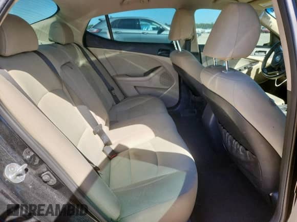 2014 Kia Optima LX with VIN 5XXGM4A75EG265931, listed as a Copart auction lot 82403665 with 132,110 mi miles and Clean title. Bid and sale history available at DreamBid. Image 10.