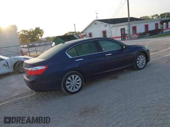 2014 Honda Accord EX-L with VIN 1HGCR3F87EA015356, listed as a IAAI auction lot 41839808 with 266,343 mi miles and . Bid and sale history available at DreamBid. Image 4.
