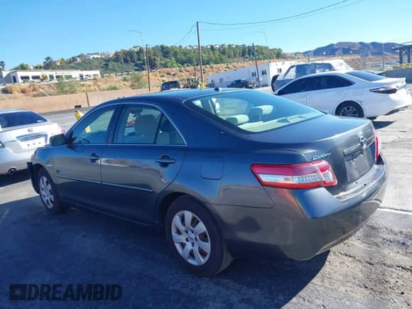 2011 Toyota Camry LE with VIN JTNBF3EK0B3006476, listed as a IAAI auction lot 43470079 with 113,317 mi miles and . Bid and sale history available at DreamBid. Image 3.
