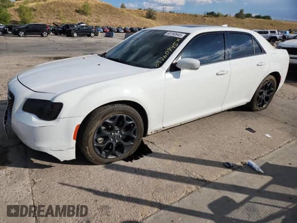 2016 Chrysler 300 S с VIN 2C3CCAGG7GH270284, выставлен на аукционе Copart как лот 69760945 с пробегом 125 523 миль миль и Списание • Salvage title. История ставок и продаж доступна на DreamBid. Изображение 1.