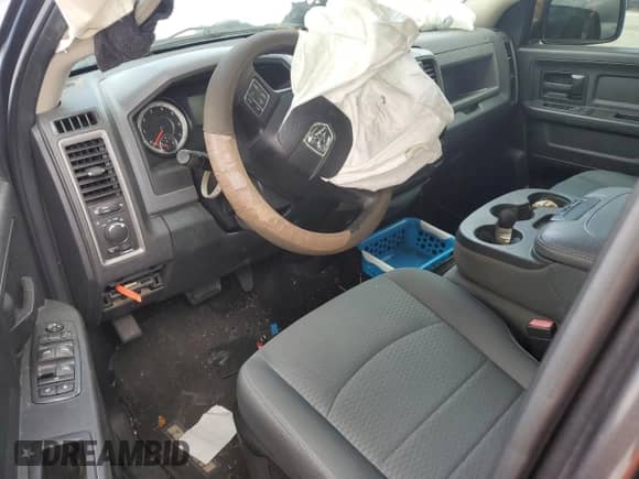 2016 Ram 1500 Tradesman z VIN 1C6RR6KT7GS233824, wystawiony jako Copart lot #71791554 z przebiegiem Nie podano mil oraz Szkoda całkowita • Salvage title. Historia ofert i sprzedaży dostępna na DreamBid. Obrazek 8.