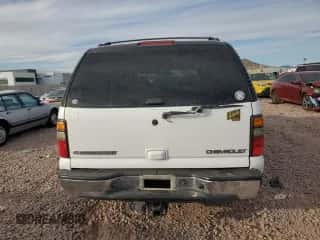 2005 Chevrolet Suburban LS z VIN 3GNFK16Z05G293330, wystawiony jako Copart lot #78284594 z przebiegiem 254 524 mil mil oraz Szkoda całkowita • Salvage title. Historia ofert i sprzedaży dostępna na DreamBid. Obrazek 6.
