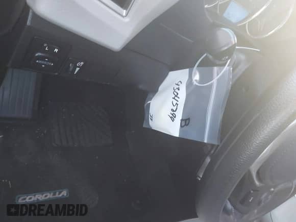 2016 Toyota Corolla L с VIN 5YFBURHE5GP427739, выставлен на аукционе IAAI как лот 43045899 с пробегом 54 045 миль миль и . История ставок и продаж доступна на DreamBid. Изображение 18.