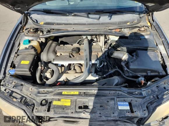 2005 Volvo S60 с VIN YV1RH592052449069, выставлен на аукционе Copart как лот 70579135 с пробегом 166 828 миль миль и Списание • Salvage title. История ставок и продаж доступна на DreamBid. Изображение 11.