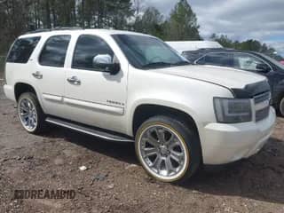 2008 Chevrolet Tahoe LTZ с VIN 1GNFC13J38R200719, выставлен на аукционе IAAI как лот 41708984 с пробегом 305 001 миль миль и . История ставок и продаж доступна на DreamBid. Изображение 1.