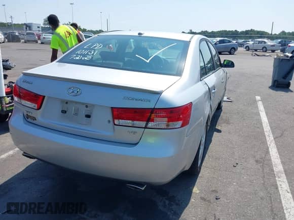 2007 Hyundai Sonata SE с VIN 5NPEU46FX7H268192, выставлен на аукционе IAAI как лот 42807690 с пробегом 81 967 миль миль и . История ставок и продаж доступна на DreamBid. Изображение 4.