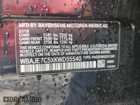 2019 BMW 5 Series 540i xDrive z VIN WBAJE7C5XKWD55540, wystawiony jako Copart lot #63302835 z przebiegiem 123 219 mil mil oraz Szkoda całkowita • Salvage title. Historia ofert i sprzedaży dostępna na DreamBid. Obrazek 12.