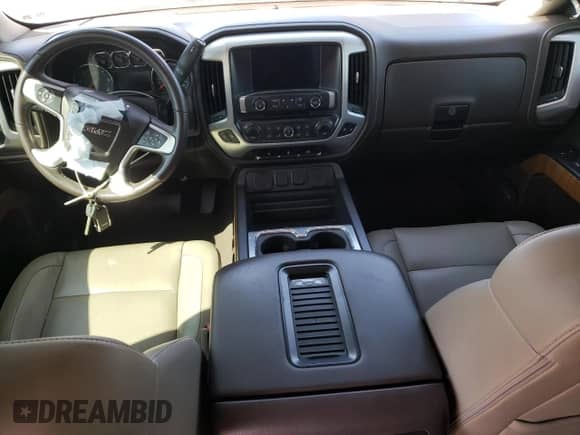 2018 GMC Sierra 1500 SLT z VIN 3GTP1NEC4JG562301, wystawiony jako Copart lot #72045625 z przebiegiem 58 403 mil mil oraz Szkoda całkowita • Salvage title. Historia ofert i sprzedaży dostępna na DreamBid. Obrazek 8.