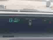 2013 Toyota Prius One z VIN JTDKDTB30D1547971, wystawiony jako IAAI lot #43189377 z przebiegiem 164 838 mil mil oraz . Historia ofert i sprzedaży dostępna na DreamBid. Obrazek 7.