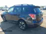 2018 Subaru Forester Premium z VIN JF2SJAGC4JH471942, wystawiony jako IAAI lot #43342248 z przebiegiem 119 890 mil mil oraz . Historia ofert i sprzedaży dostępna na DreamBid. Obrazek 3.