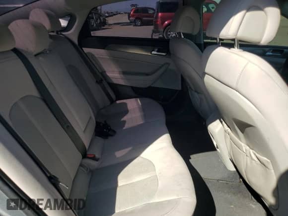 2015 Hyundai Sonata Sport с VIN 5NPE34AF6FH099409, выставлен на аукционе Copart как лот 81489845 с пробегом 193 560 миль миль и Списание • Salvage title. История ставок и продаж доступна на DreamBid. Изображение 10.