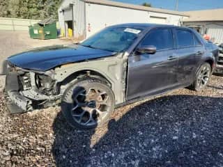 2017 Chrysler 300 S with VIN 2C3CCABG1HH608318, listed as a Copart auction lot 80294275 with 134,037 mi miles and Salvage title. Bid and sale history available at DreamBid. Image 1.