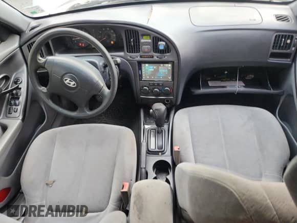 2005 Hyundai Elantra GLS с VIN KMHDN46D55U927656, выставлен на аукционе Copart как лот 89898875 с пробегом 202 757 миль миль и Списание • Salvage title. История ставок и продаж доступна на DreamBid. Изображение 8.