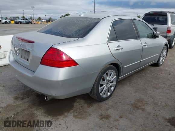 2006 Honda Accord EX-L с VIN 1HGCM66876A064350, выставлен на аукционе IAAI как лот 42809244 с пробегом 144 372 миль миль и . История ставок и продаж доступна на DreamBid. Изображение 4.