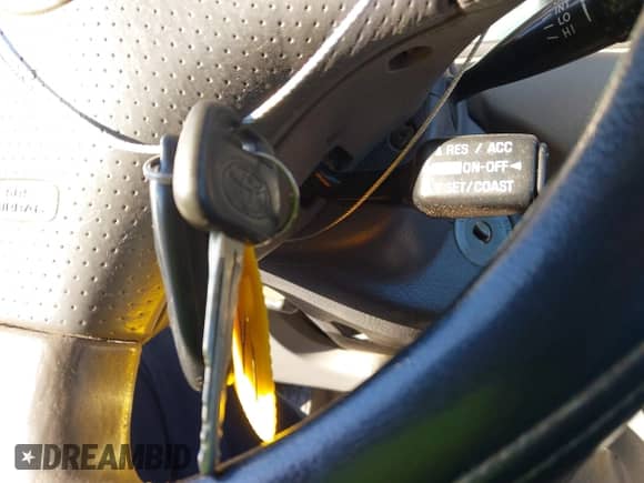 2004 Toyota Corolla CE z VIN 1NXBR32E94Z222166, wystawiony jako IAAI lot #43389737 z przebiegiem 249 184 mil mil oraz . Historia ofert i sprzedaży dostępna na DreamBid. Obrazek 11.