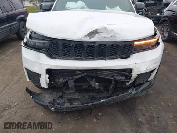 2023 Jeep Grand Cherokee Altitude with VIN 1C4RJKAG5P8872715, listed as a IAAI auction lot 41118532 with 27,782 mi miles and . Bid and sale history available at DreamBid. Image 6.