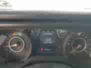 2024 Jeep Wrangler Sport S z VIN 1C4PJXDN8RW136722, wystawiony jako Copart lot #69294615 z przebiegiem 14 715 mil mil oraz Szkoda całkowita • Salvage title. Historia ofert i sprzedaży dostępna na DreamBid. Obrazek 9.