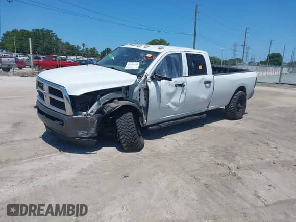 2010 Dodge 2500 SLT with VIN 3D7UT2CL7AG119709, listed as a IAAI auction lot 42312240 with 384,940 mi miles and . Bid and sale history available at DreamBid. Image 17.