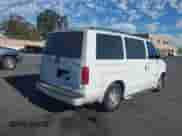 2002 Chevrolet Astro z VIN 1GNDM19X72B125295, wystawiony jako IAAI lot #40714590 z przebiegiem 190 607 mil mil oraz . Historia ofert i sprzedaży dostępna na DreamBid. Obrazek 4.