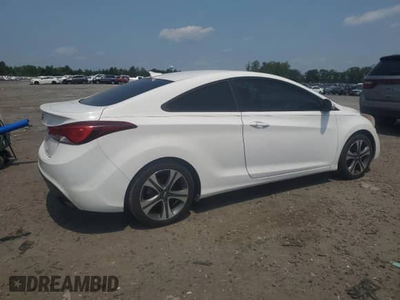 2014 Hyundai Elantra with VIN KMHDH6AH8EU027735, listed as a Copart auction lot 60606755 with 122,950 mi miles and Clean title. Bid and sale history available at DreamBid. Image 3.