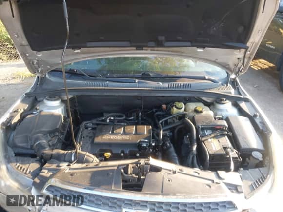 2011 Chevrolet Cruze 1LT z VIN 1G1PF5S95B7144460, wystawiony jako IAAI lot #42998189 z przebiegiem 142 127 mil mil oraz . Historia ofert i sprzedaży dostępna na DreamBid. Obrazek 10.