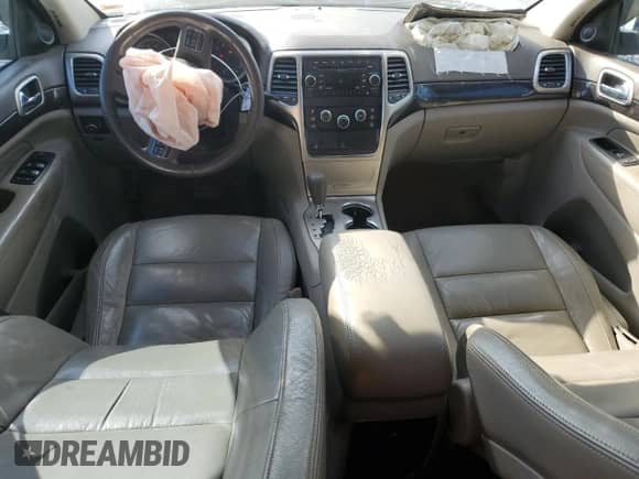 2011 Jeep Grand Cherokee Laredo с VIN 1J4RR4GG3BC546326, выставлен на аукционе Copart как лот 84803395 с пробегом 257 190 миль миль и Списание • Salvage title. История ставок и продаж доступна на DreamBid. Изображение 8.