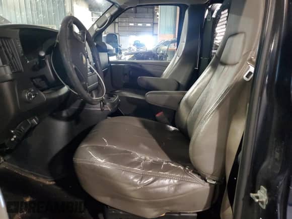2012 Chevrolet Express Cargo with VIN 1GCZGTCG2C1124797, listed as a Copart auction lot 58030815 with 196,807 mi miles and Salvage title. Bid and sale history available at DreamBid. Image 7.