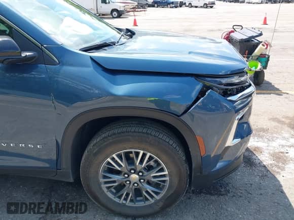 2025 Chevrolet Traverse FWD LT с VIN 1GNERGRSXSJ202406, выставлен на аукционе IAAI как лот 42941456 с пробегом 2 045 миль миль и . История ставок и продаж доступна на DreamBid. Изображение 19.