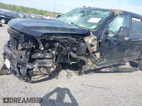 2019 Ford F-250 XL with VIN 1FT7W2B69KEG82649, listed as a IAAI auction lot 42119089 with 147,490 mi miles and . Bid and sale history available at DreamBid. Image 6.