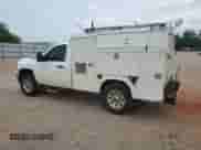 2012 Chevrolet Silverado 3500HD Work Truck z VIN 1GB3KZCGXCF203410, wystawiony jako Copart lot #56550195 z przebiegiem 246 744 mil mil oraz Czysty tytuł • Clean title. Historia ofert i sprzedaży dostępna na DreamBid. Obrazek 2.