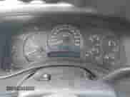 2005 Chevrolet Silverado 1500 LS z VIN 2GCEC19V751152385, wystawiony jako IAAI lot #43360918 z przebiegiem 158 152 mil mil oraz . Historia ofert i sprzedaży dostępna na DreamBid. Obrazek 7.