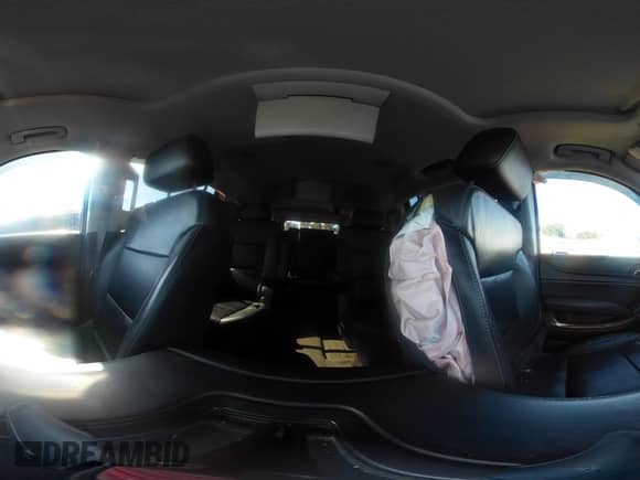 2015 Chevrolet Suburban LTZ с VIN 1GNSKKKC8FR145286, выставлен на аукционе IAAI как лот 43119290 с пробегом 185 912 миль миль и . История ставок и продаж доступна на DreamBid. Изображение 19.