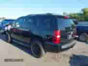 2010 Chevrolet Tahoe LT z VIN 1GNUKBE04AR109971, wystawiony jako IAAI lot #43111959 z przebiegiem 189 408 mil mil oraz . Historia ofert i sprzedaży dostępna na DreamBid. Obrazek 3.