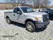 2009 Ford F-150 XL z VIN 1FTRF14W39KB25375, wystawiony jako Copart lot #53756625 z przebiegiem 213 321 mil mil oraz Czysty tytuł • Clean title. Historia ofert i sprzedaży dostępna na DreamBid. Obrazek 4.