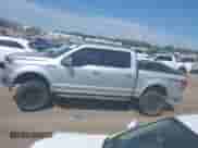 2017 Ford F-150 Lariat z VIN 1FTEW1EG3HKC97393, wystawiony jako IAAI lot #43018877 z przebiegiem 134 270 mil mil oraz . Historia ofert i sprzedaży dostępna na DreamBid. Obrazek 14.