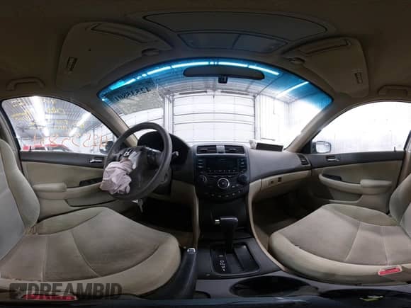 2004 Honda Accord LX с VIN 1HGCM66354A083707, выставлен на аукционе IAAI как лот 42535801 с пробегом 232 141 миль миль и . История ставок и продаж доступна на DreamBid. Изображение 19.