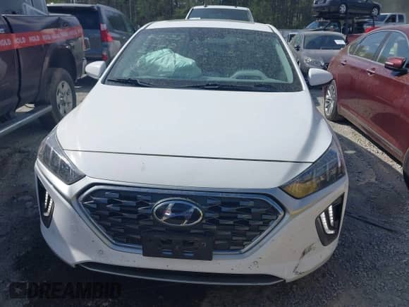 2020 Hyundai Ioniq Limited with VIN KMHC05LC4LU212134, listed as a IAAI auction lot 41956920 with 66,847 mi miles and . Bid and sale history available at DreamBid. Image 12.
