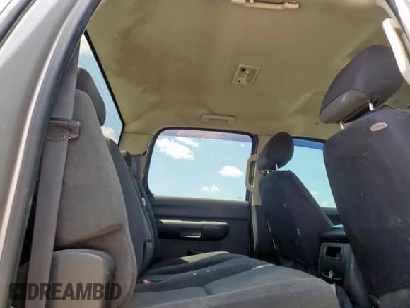 2008 Chevrolet Silverado 1500 2LT z VIN 2GCEK133981130094, wystawiony jako Copart lot #71522615 z przebiegiem 213 184 mil mil oraz Szkoda całkowita • Salvage title. Historia ofert i sprzedaży dostępna na DreamBid. Obrazek 10.