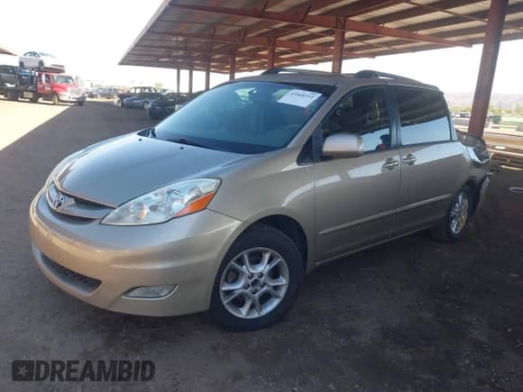 2006 Toyota Sienna XLE Limited z VIN 5TDZA22C46S539492, wystawiony jako IAAI lot #43460311 z przebiegiem 134 712 mil mil oraz . Historia ofert i sprzedaży dostępna na DreamBid. Obrazek 17.