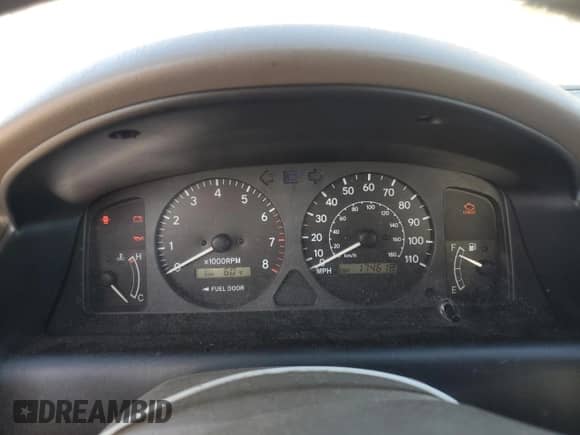 2001 Chevrolet Prizm с VIN 1Y1SK528X1Z411319, выставлен на аукционе Copart как лот 56176625 с пробегом 174 618 миль миль и Списание • Salvage title. История ставок и продаж доступна на DreamBid. Изображение 9.