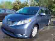 2014 Toyota Sienna XLE с VIN 5TDYK3DCXES498828, выставлен на аукционе IAAI как лот 41970991 с пробегом 75 015 миль миль и . История ставок и продаж доступна на DreamBid. Изображение 2.