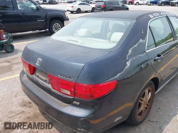 2005 Honda Accord LX with VIN 1HGCM66315A070938, listed as a IAAI auction lot 42357049 with 173,243 mi miles and . Bid and sale history available at DreamBid. Image 14.