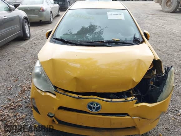 2014 Toyota Prius One with VIN JTDKDTB30E1059847, listed as a IAAI auction lot 43360656 with 149,275 mi miles and . Bid and sale history available at DreamBid. Image 17.