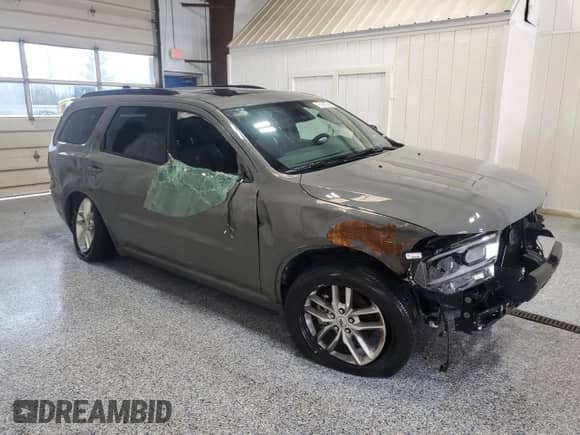 2025 Dodge Durango GT z VIN 1C4RDJDG7SC518889, wystawiony jako Copart lot #86235485 z przebiegiem 11 277 mil mil oraz Nie do naprawy • Non repairable. Historia ofert i sprzedaży dostępna na DreamBid. Obrazek 4.