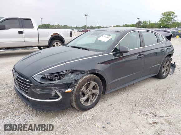 2023 Hyundai Sonata SE z VIN KMHL24JA8PA325369, wystawiony jako IAAI lot #42400026 z przebiegiem 121 813 mil mil oraz . Historia ofert i sprzedaży dostępna na DreamBid. Obrazek 17.